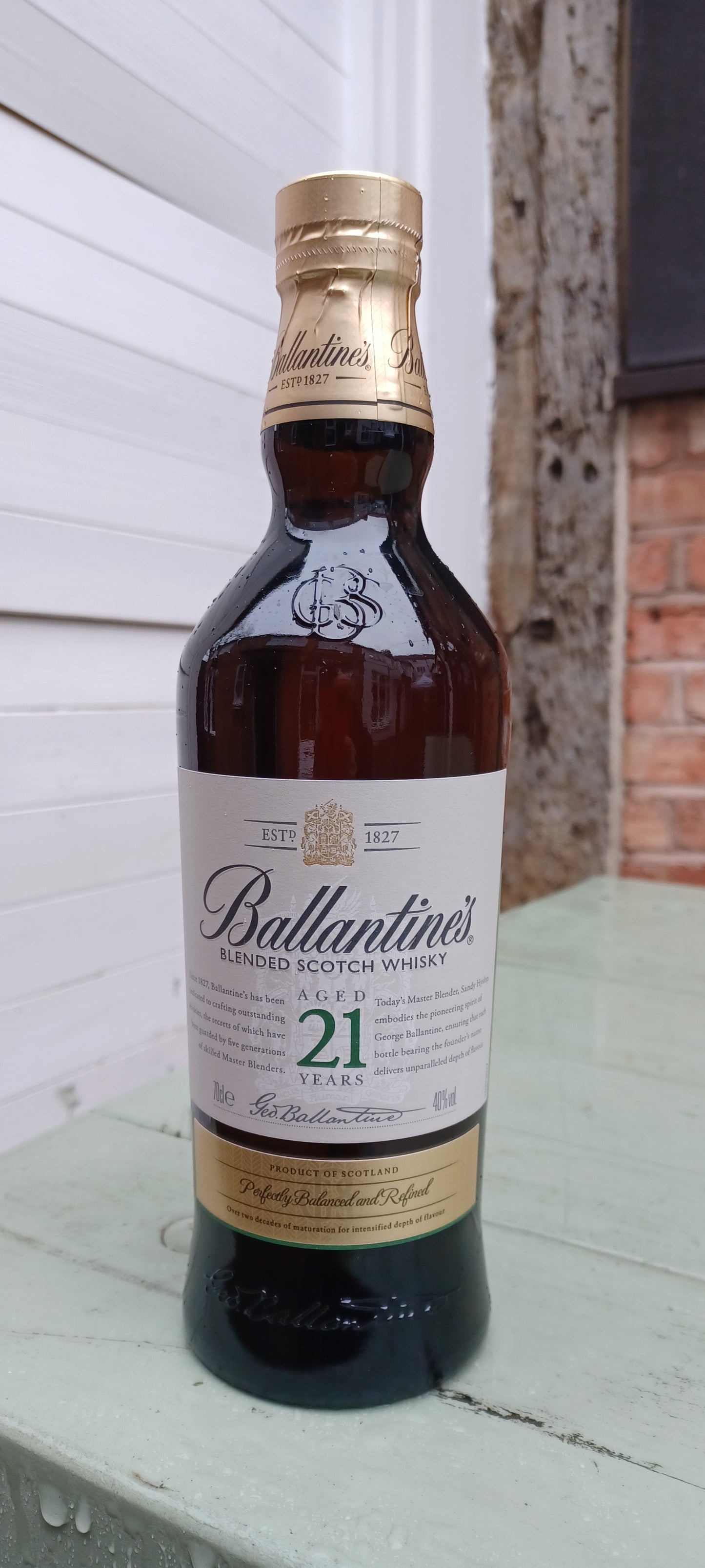 Ballantine's. 21 year old. Blended Scotch Whisky. 40%abv