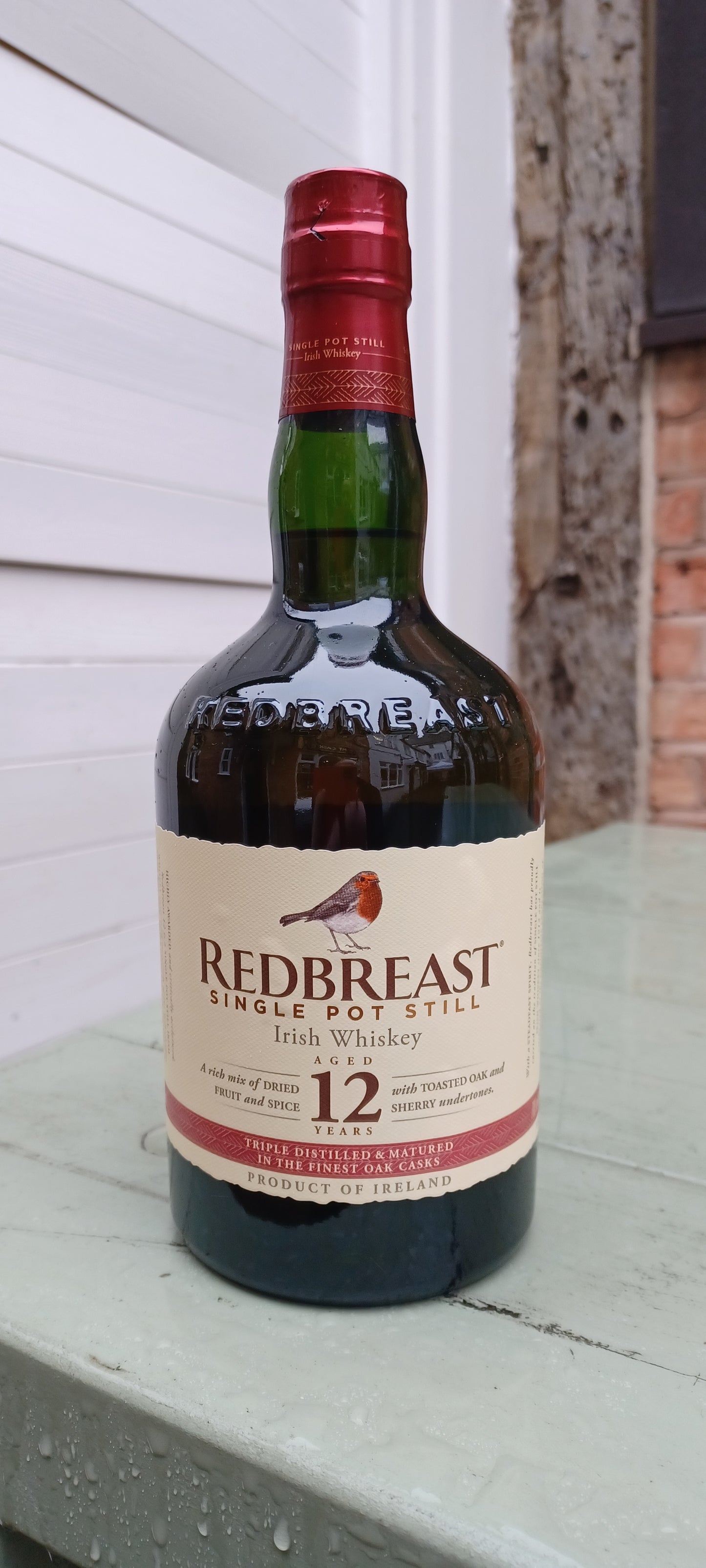 Redbreast 12year old Single Pot Still Irish Whiskey. 40%abv.
