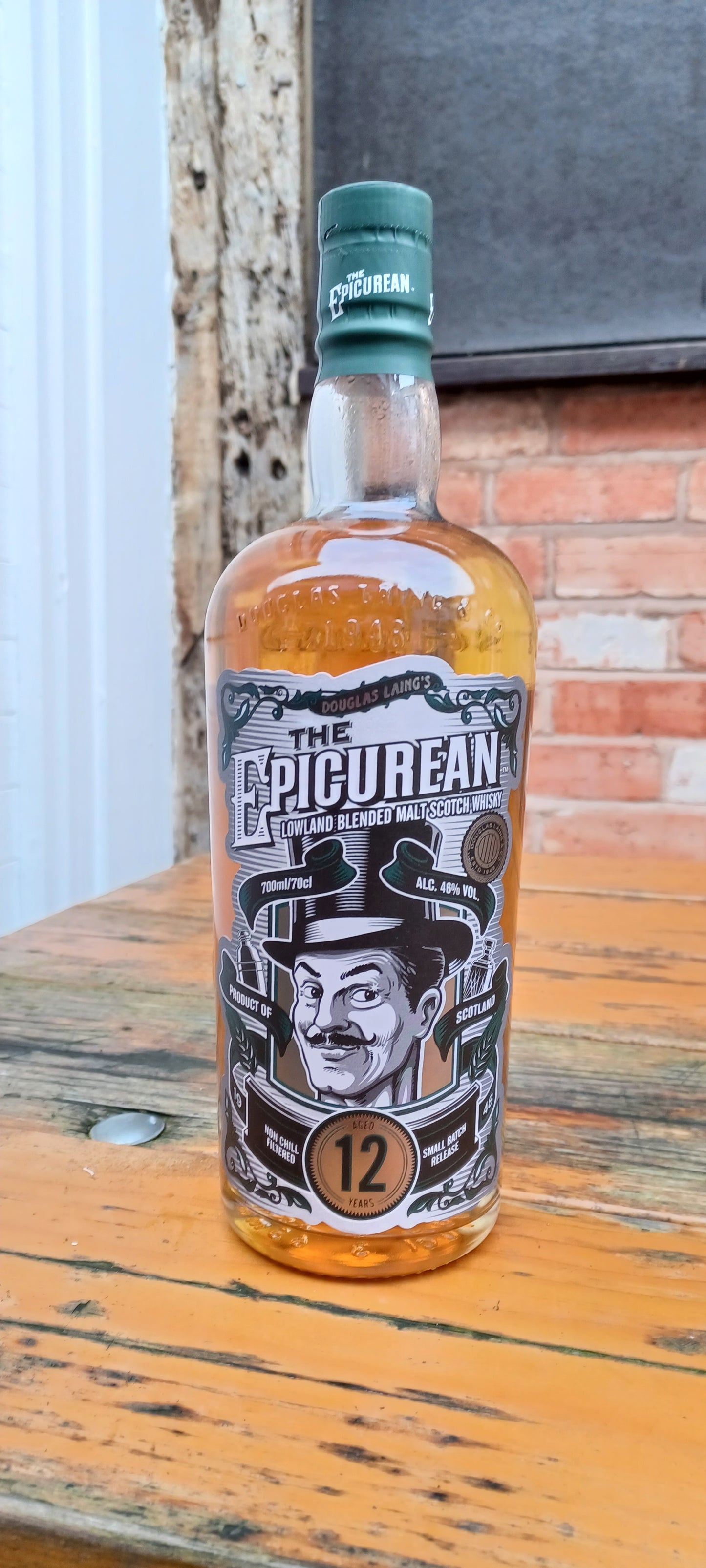 Epicurean Lowland Blended Malt whisky 12yr old.