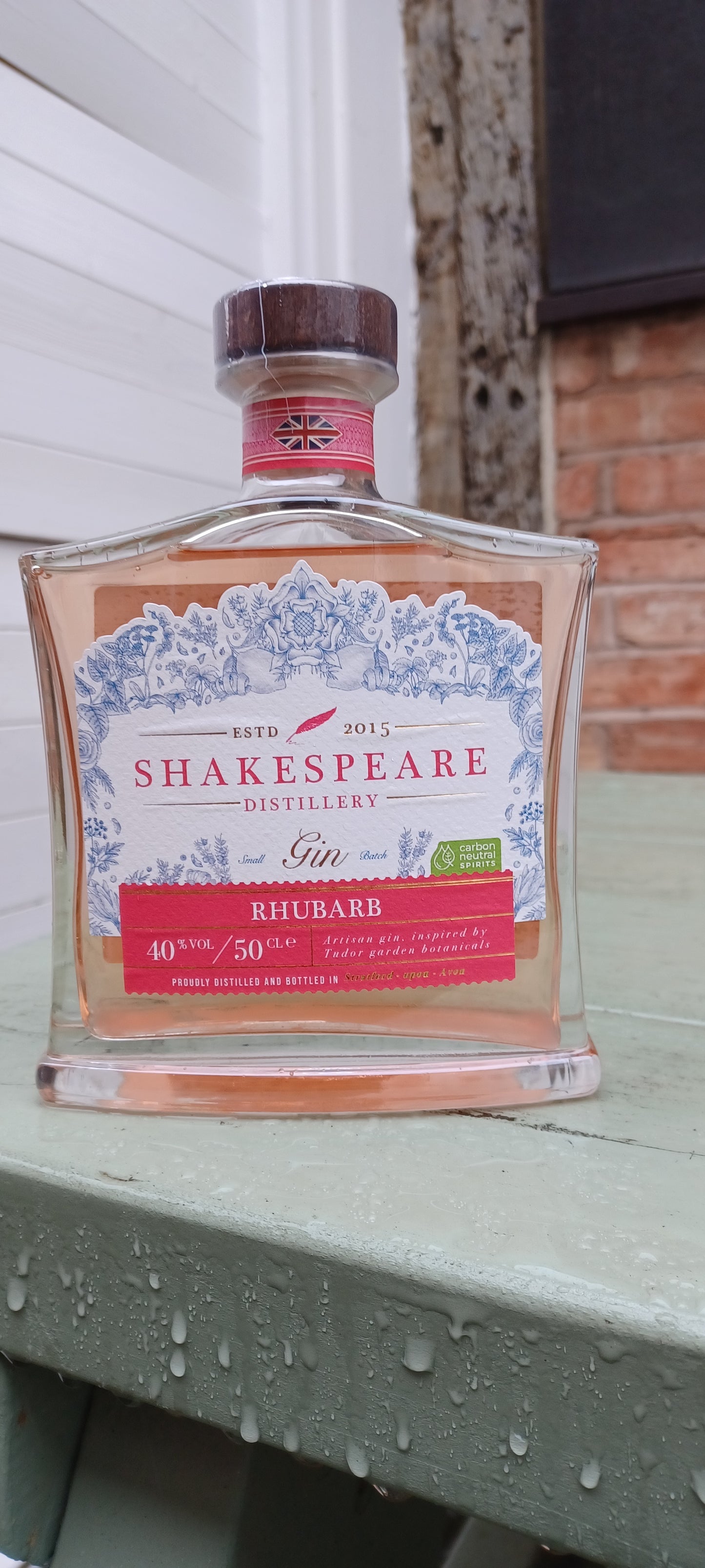 Shakespeare Distillery Rhubarb Gin. 40% abv